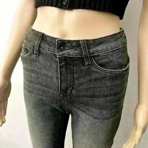 VERO MODA Flared Bootcut Gray Black 
Medium Raise Jeans with  Raw Hem. - Picture 4 of 8